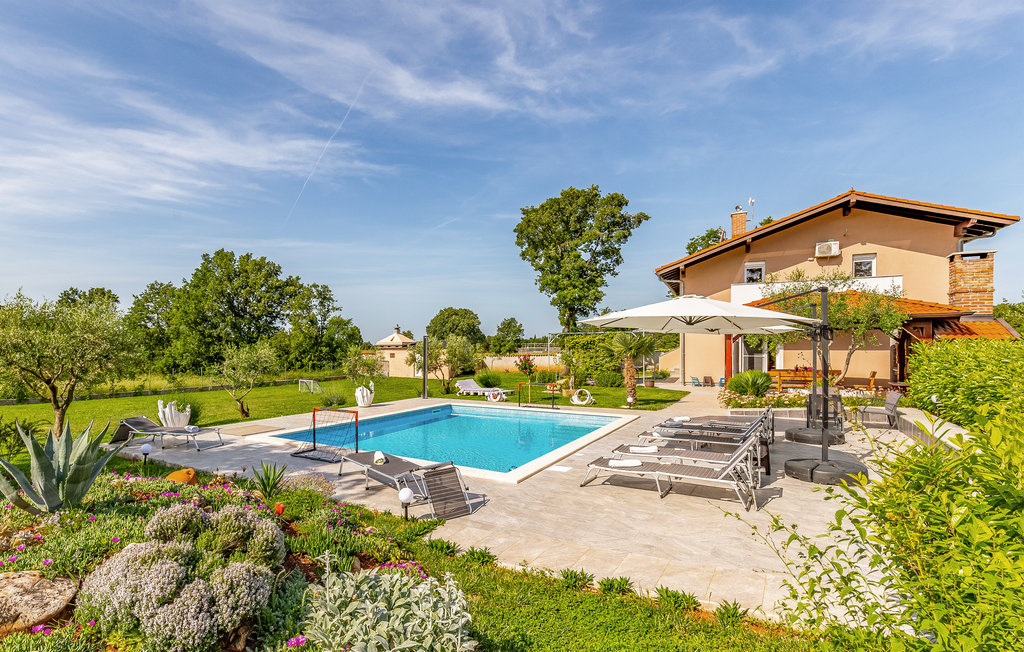 Semesterhus - Pula-Loborika , Kroatien - CIC120 11