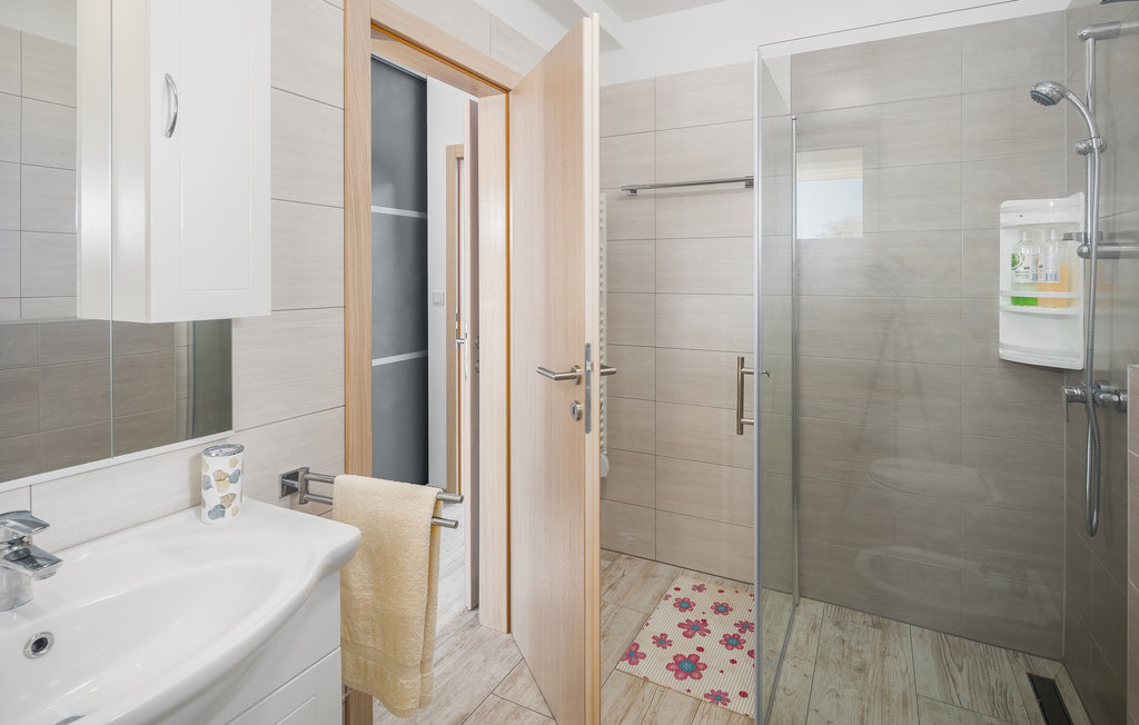 Ferienhaus - Porec , Kroatien - CIE838 25