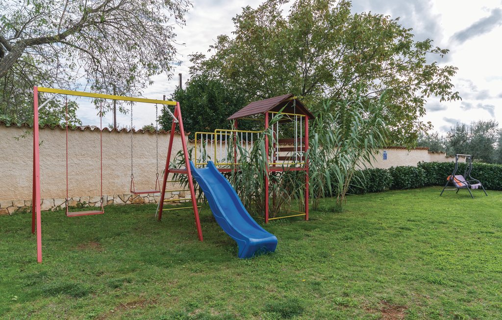 Feriehus - Krnica , Kroatia - CIK195 9