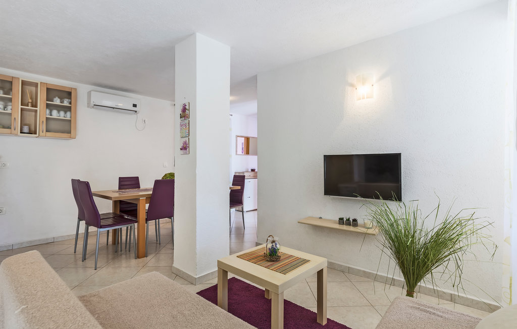 Feriehus - Labin-Crni , Kroatia - CIK087 17