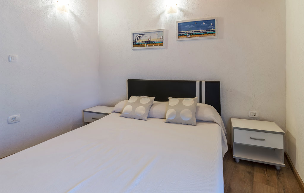 Feriehus - Labin-Crni , Kroatia - CIK087 25