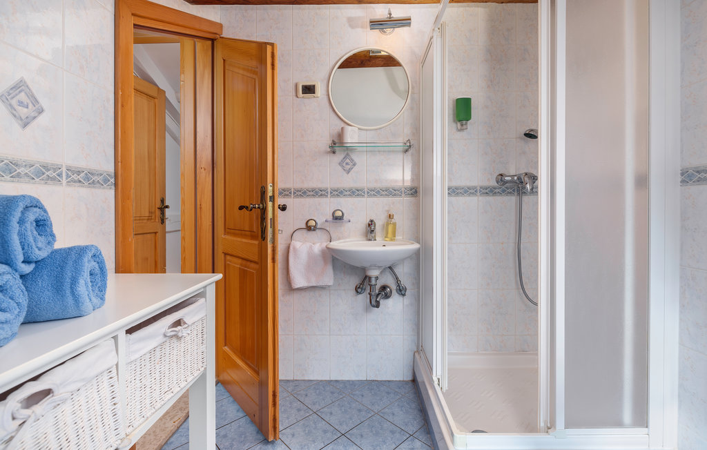 Feriehus - Krnica , Kroatia - CIK127 45