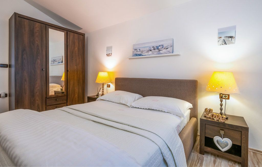 Feriehus - Pula-Marcana , Kroatia - CIK986 24