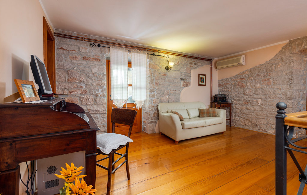 Feriehus - Krnica , Kroatia - CIK127 25