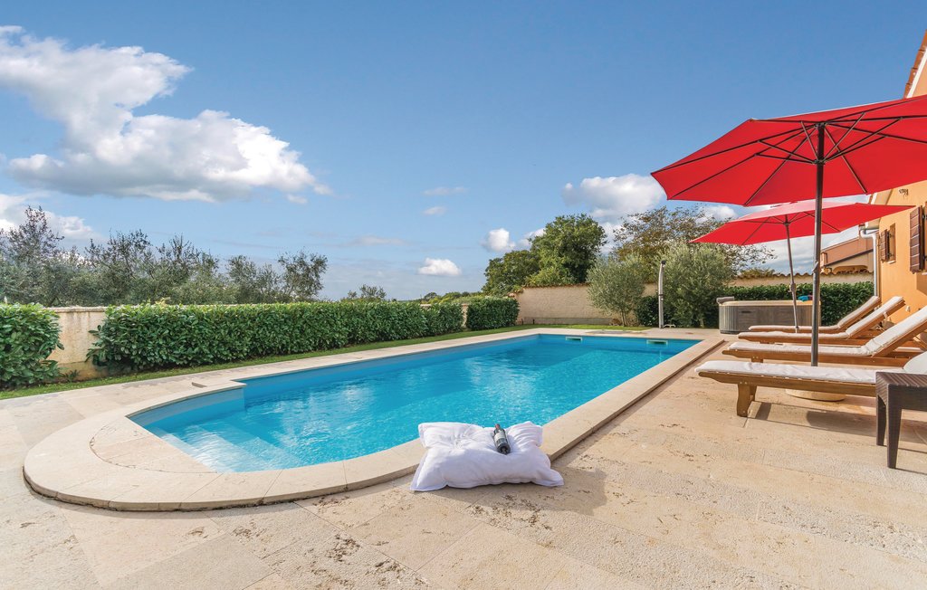 Feriehus - Krnica , Kroatia - CIK195 10