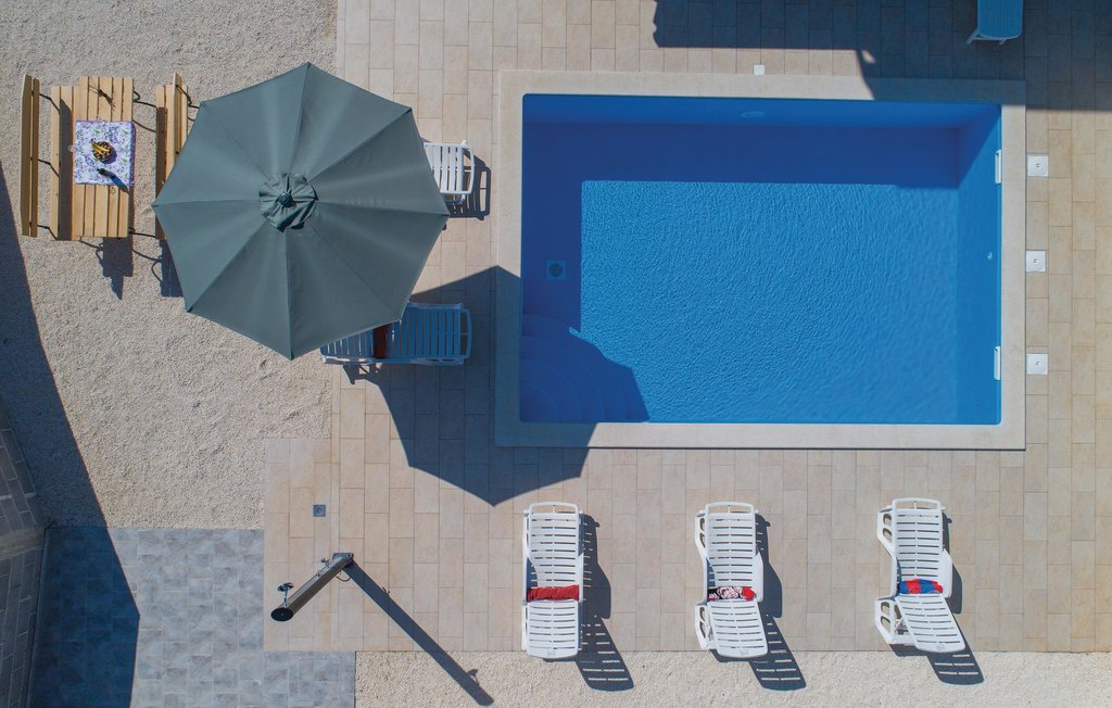 Feriehus - Krnica-Isici , Kroatia - CIK849 5