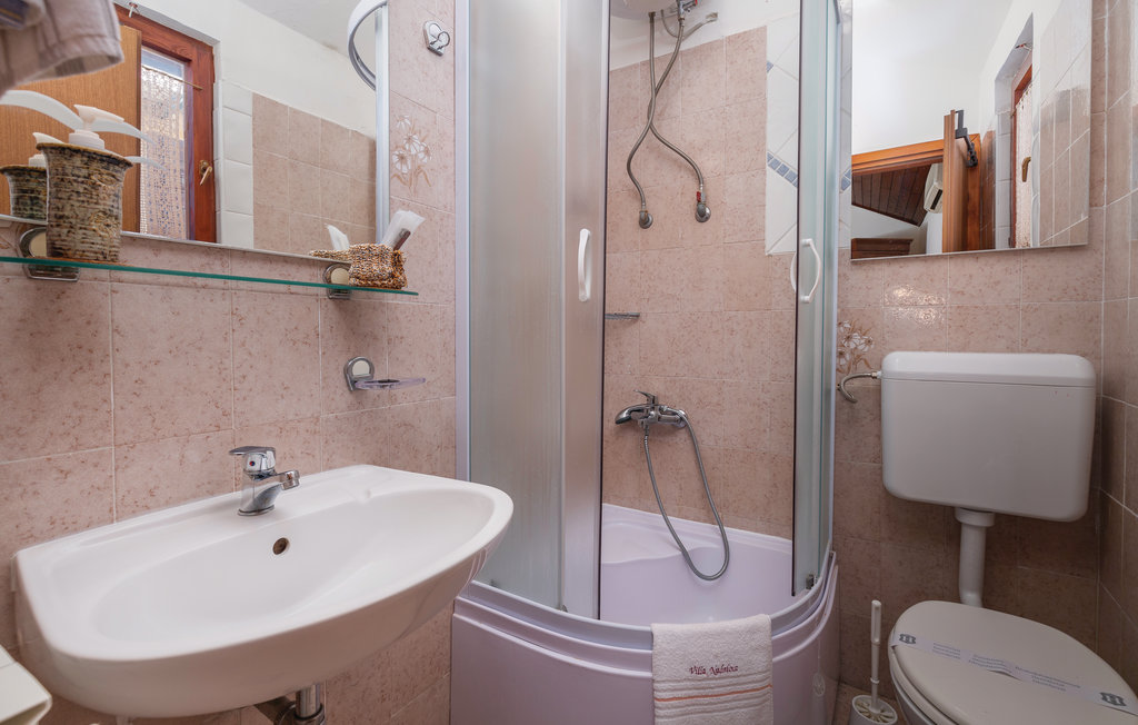 Feriehus - Krnica-Belavici , Kroatia - CIK622 50