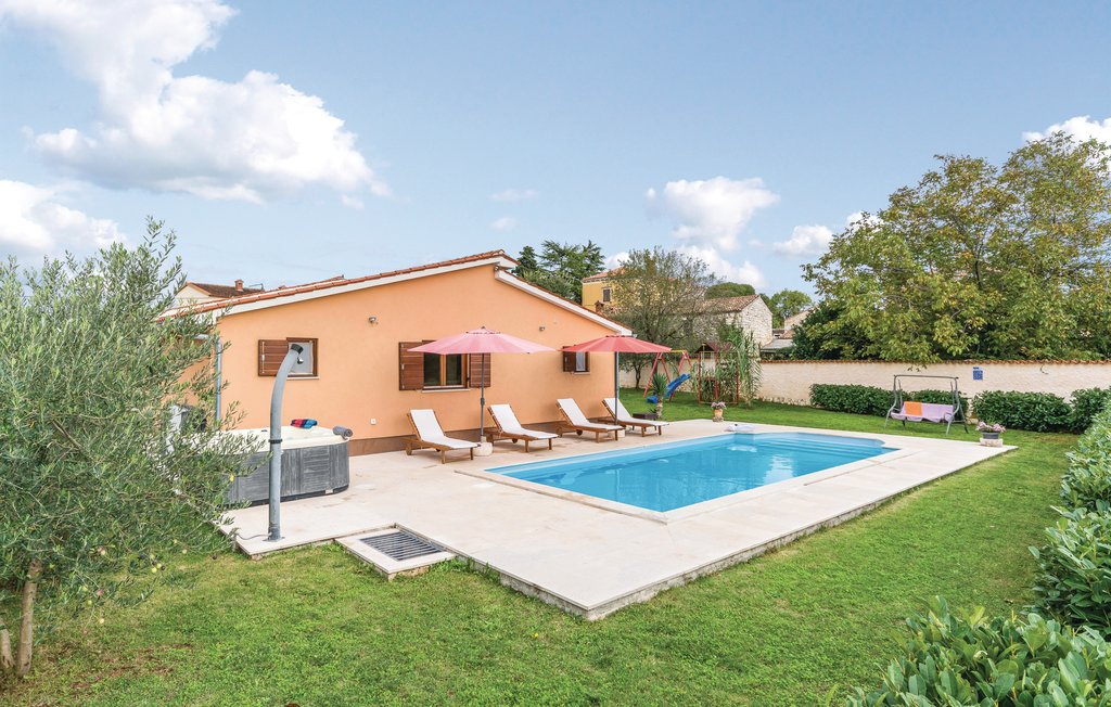 Feriehus - Krnica , Kroatia - CIK195 12