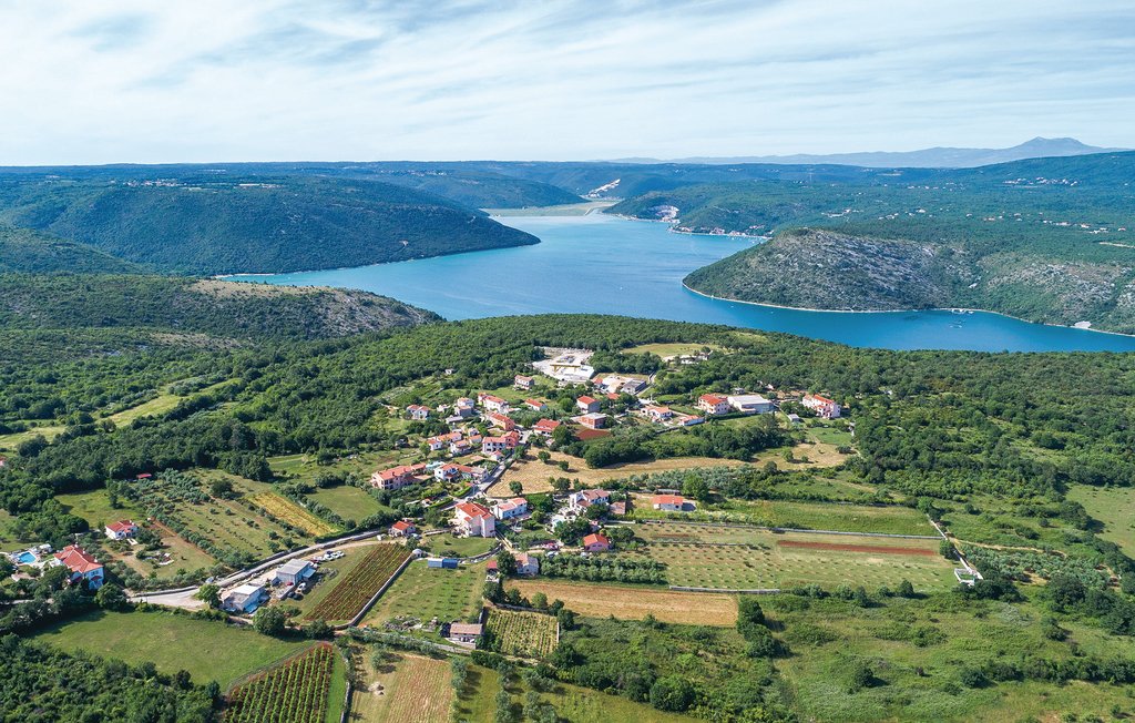 Feriehus - Krnica-Isici , Kroatia - CIK053 50