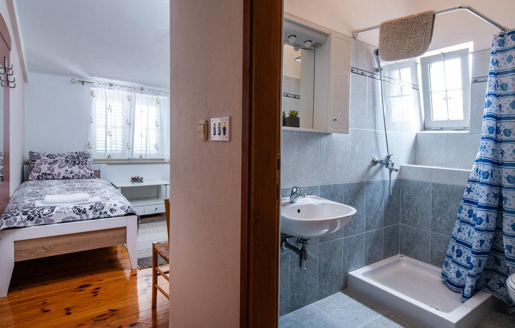 Ferienhaus - Pula-Kavran , Kroatien - CIK497 22