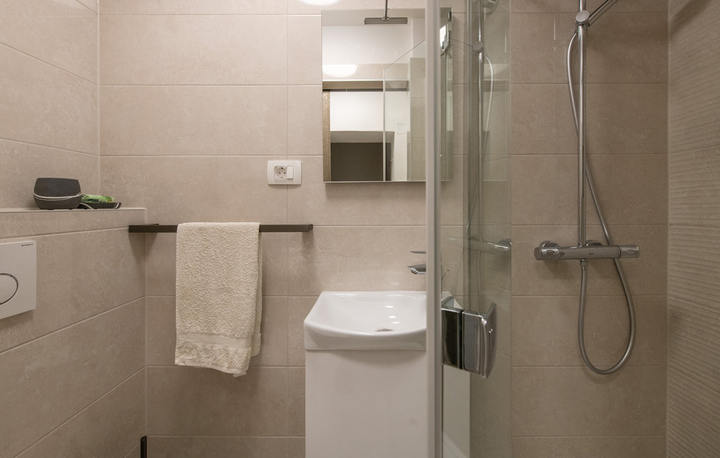 Feriehus - Krnica , Kroatia - CIK191 40