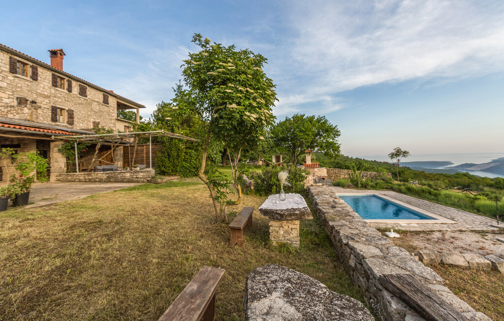 Semesterhus - Labin-Gora Glusic , Kroatien - CIK197 10