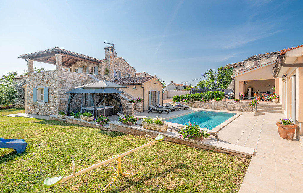 Semesterhus - Pula-Valtura , Kroatien - CIL078 1