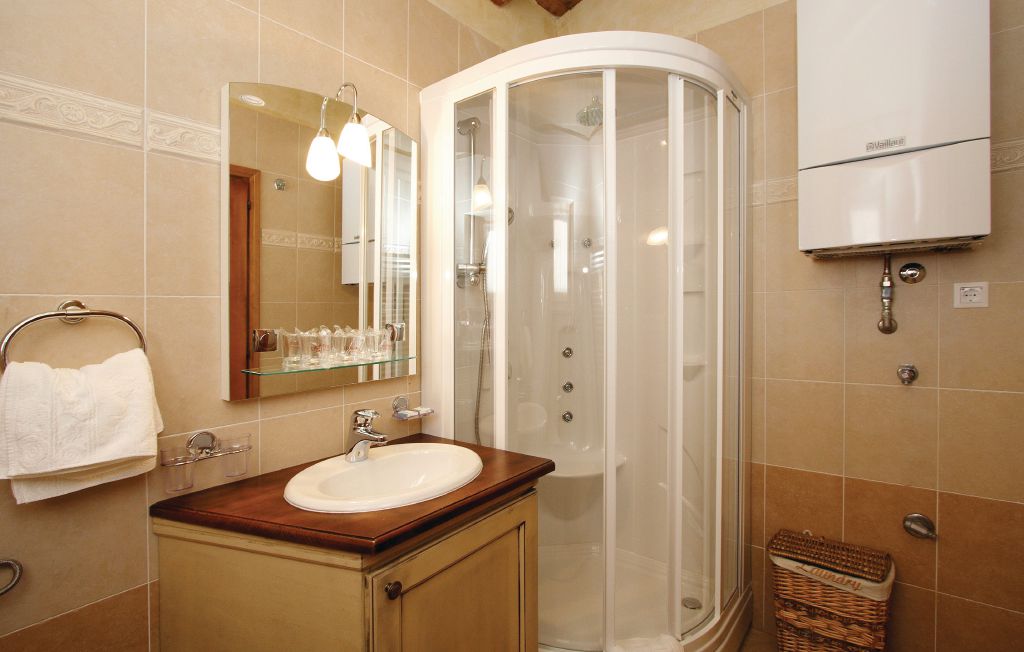 Semesterhus - Tinjan-Mohori , Kroatien - CIL484 60