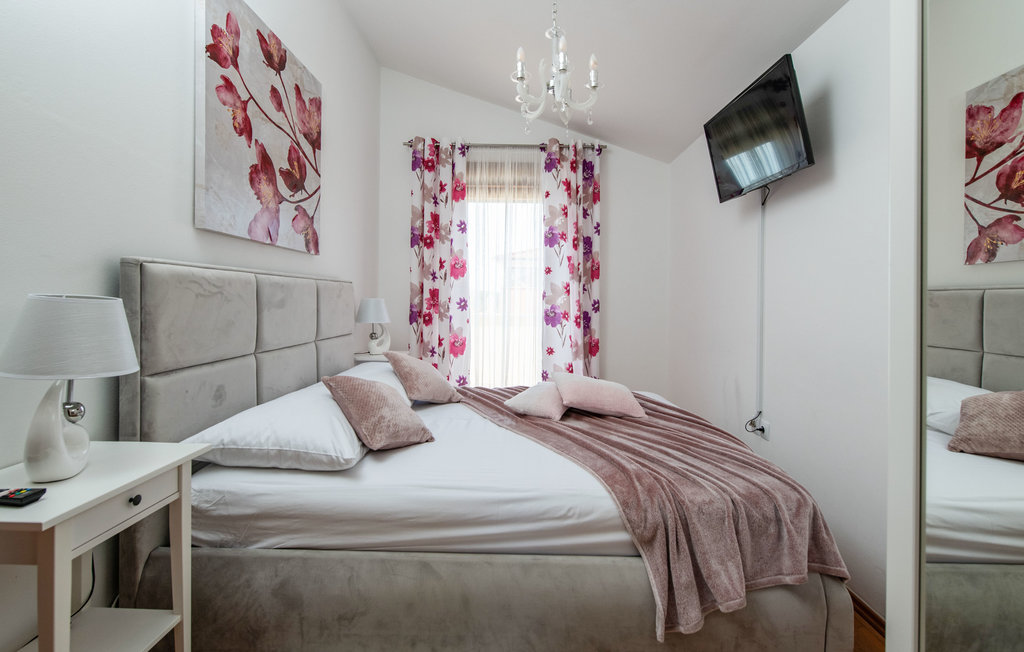 Semesterhus - Pula-Krvavici , Kroatien - CIL833 33