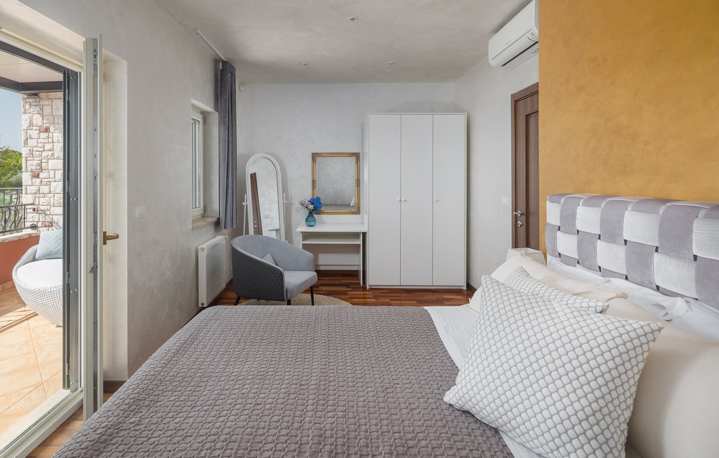 Ferienhaus - Pula-Valtura , Kroatien - CIL555 45