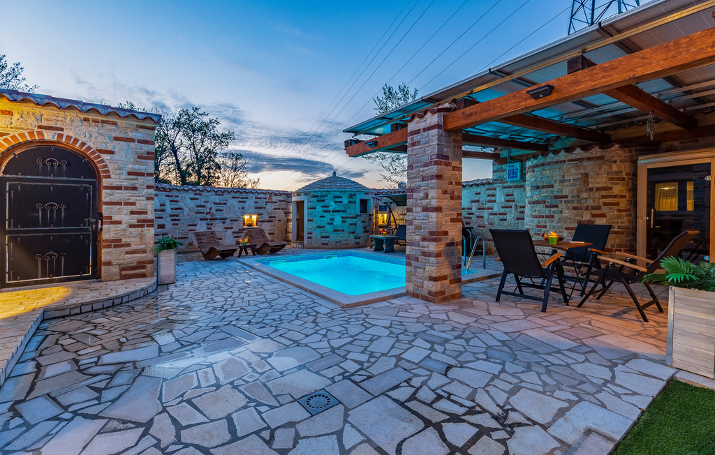 Semesterhus - Medulin , Kroatien - CIM379 15