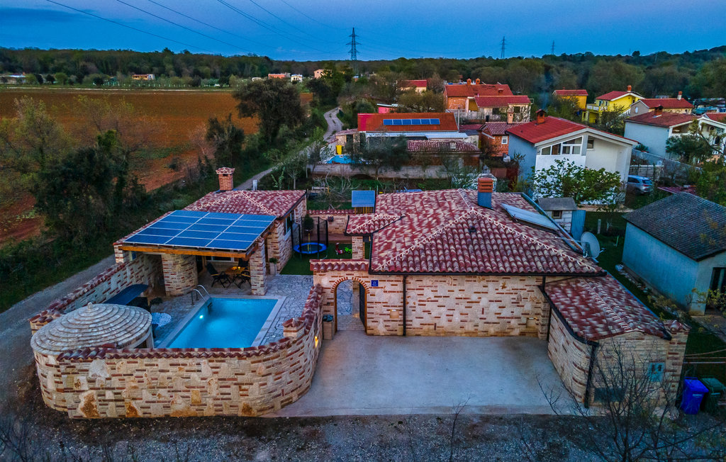 Semesterhus - Medulin , Kroatien - CIM379 22