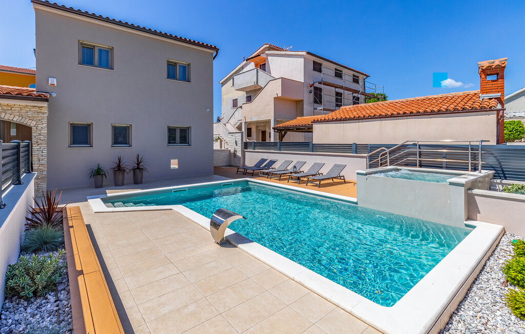 Feriehus - Medulin , Kroatia - CIM647 11