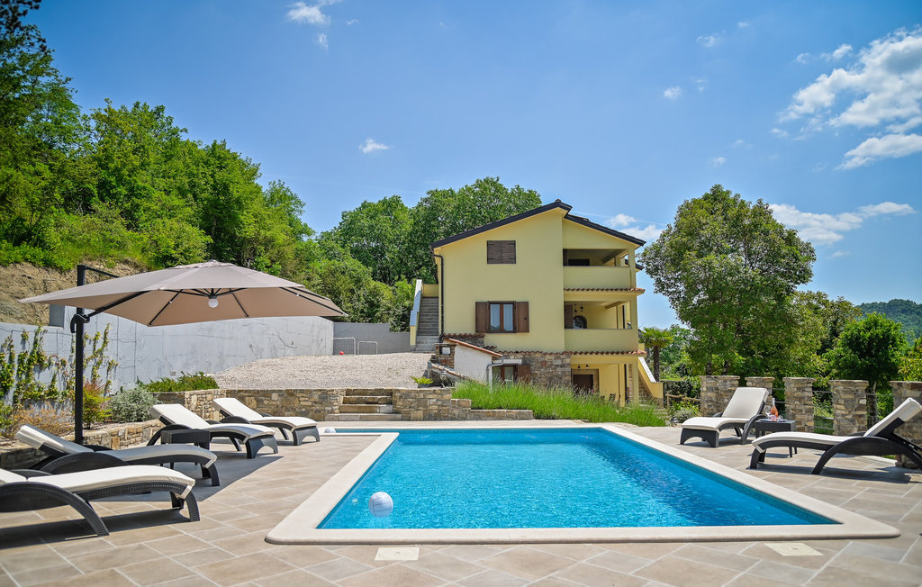 Feriehus - Labin-Krbune , Kroatia - CIO103 1