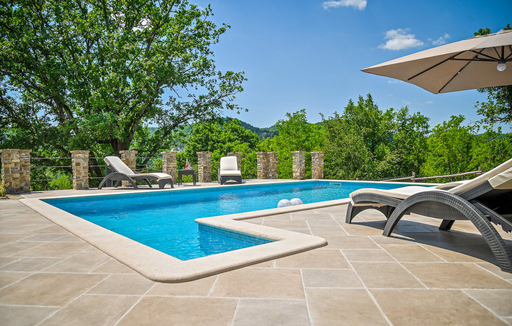 Feriehus - Labin-Krbune , Kroatia - CIO103 9