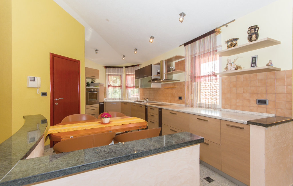 Feriehus - Pula , Kroatia - CIP700 36