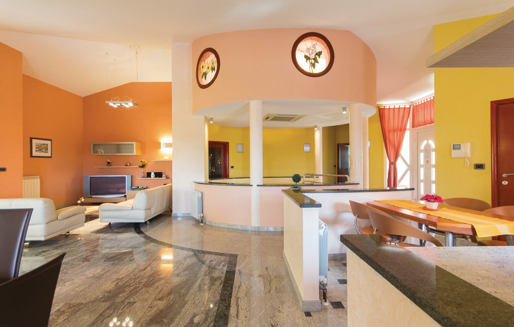 Feriehus - Pula , Kroatia - CIP700 29