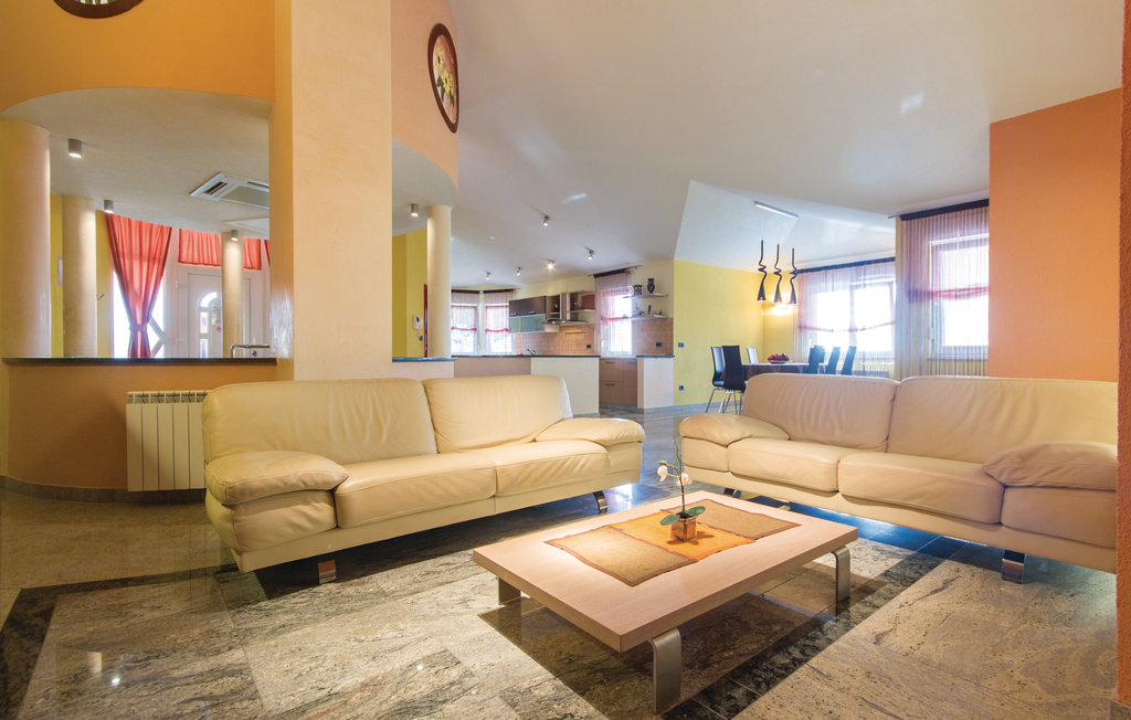 Feriehus - Pula , Kroatia - CIP700 30