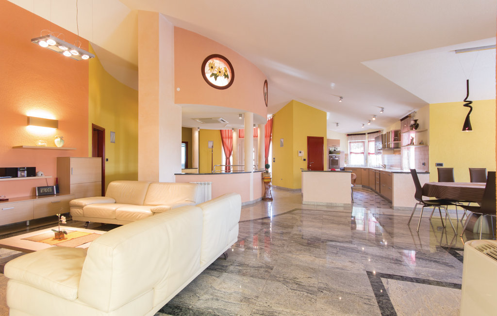 Feriehus - Pula , Kroatia - CIP700 3