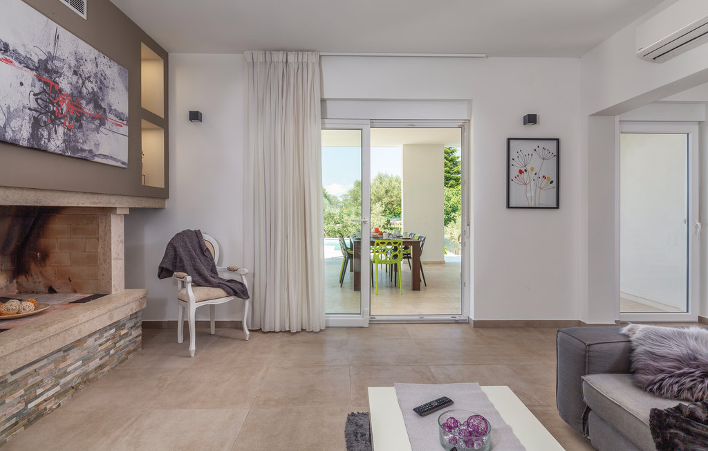 Semesterhus - Pula-Stinjan , Kroatien - CIP925 4