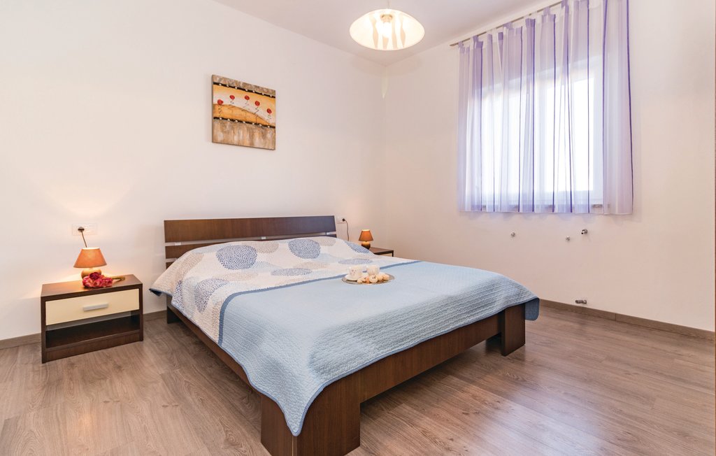 Feriehus - Pula , Kroatia - CIP675 24