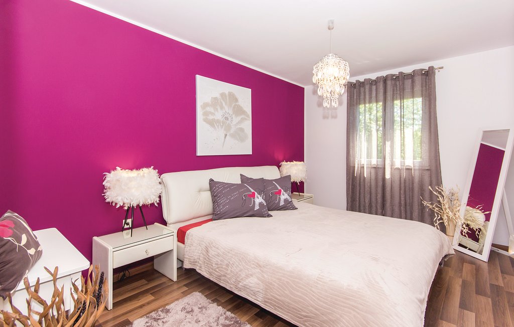 Semesterhus - Pula-Sisan , Kroatien - CIP899 37