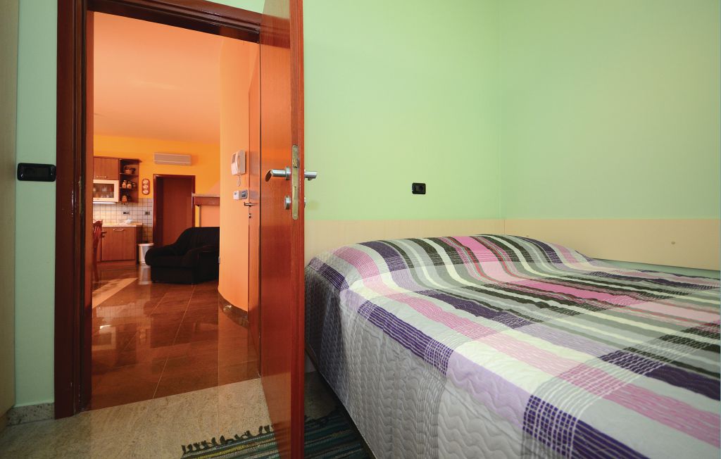 Feriehus - Pula , Kroatia - CIP700 46