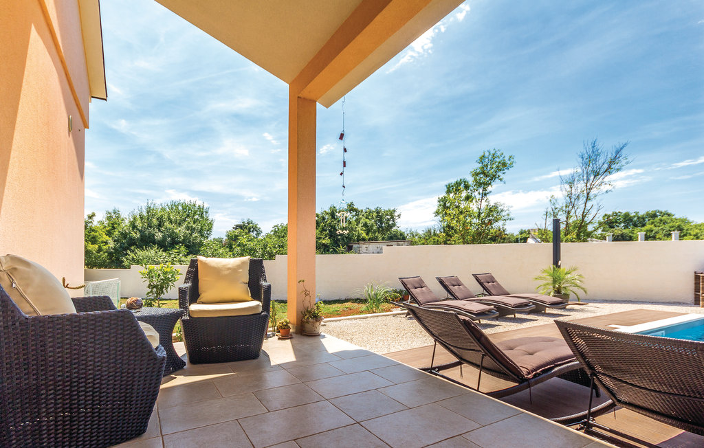 Semesterhus - Pula-Sisan , Kroatien - CIP899 22