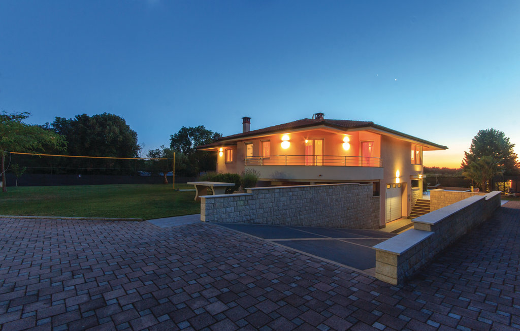 Feriehus - Pula , Kroatia - CIP700 25