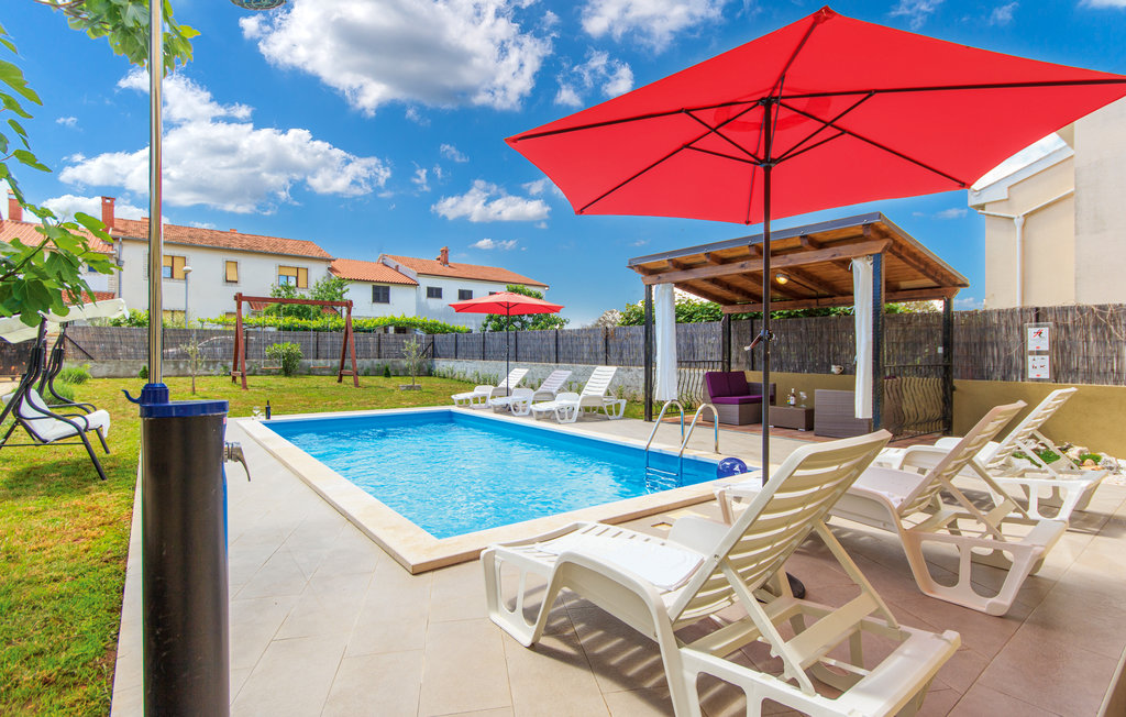 Feriehus - Pula , Kroatia - CIP675 9