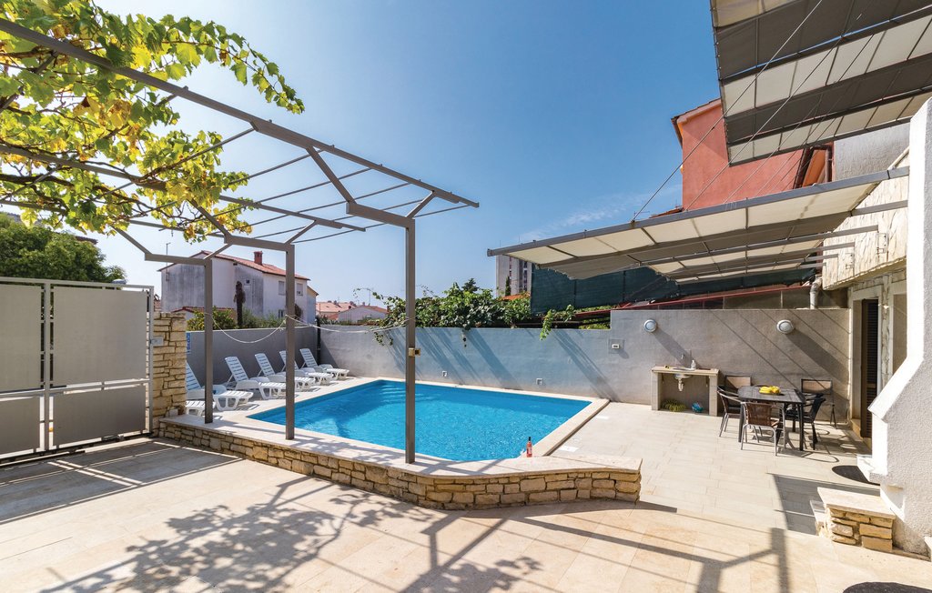 Feriehus - Pula , Kroatia - CIP775 9