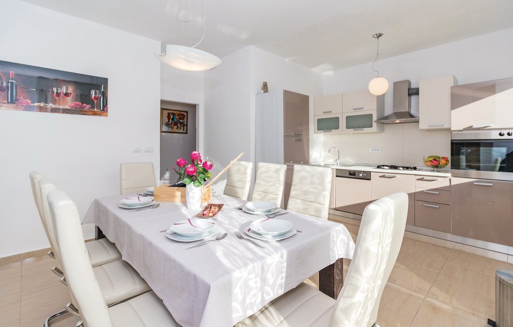 Feriehus - Pula , Kroatia - CIP675 4