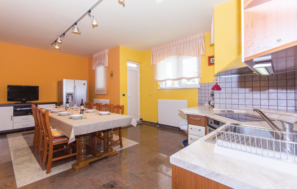 Feriehus - Pula , Kroatia - CIP700 40