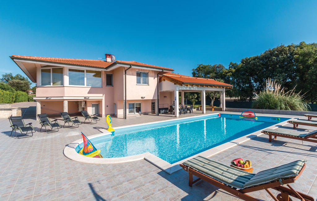 Feriehus - Pula , Kroatia - CIP700 1