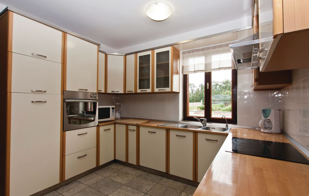 Feriehus - Pula , Kroatia - CIP499 31