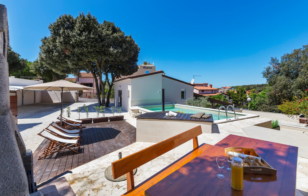 Apartment Pula , Croatia CIR399 Novasol