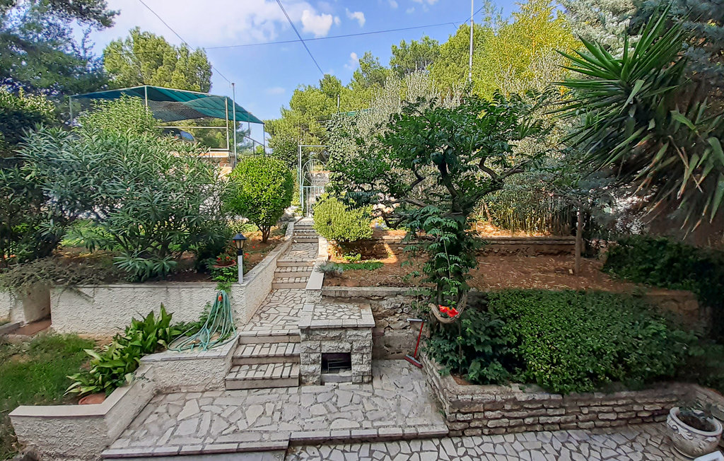 Apartment Pula , Croatia CIR412 Novasol