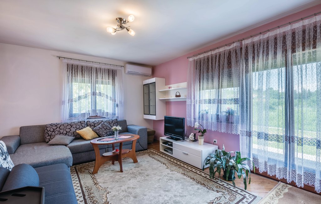 Feriehus - Pula , Kroatia - CIR107 2