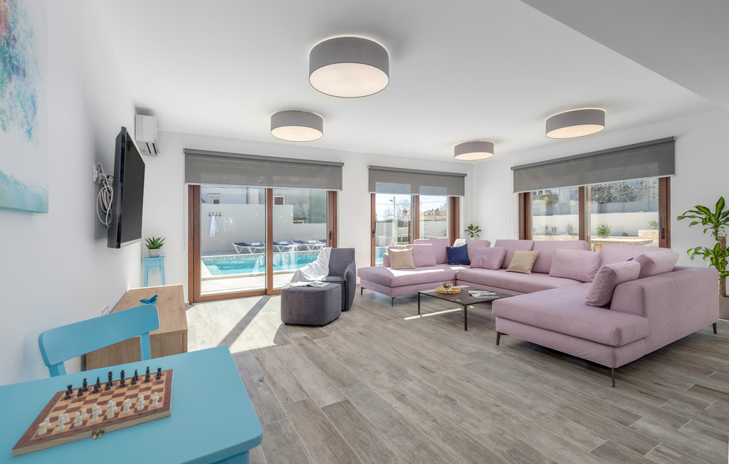 Ferienhaus - Pula-Valtura , Kroatien - CIR385 24