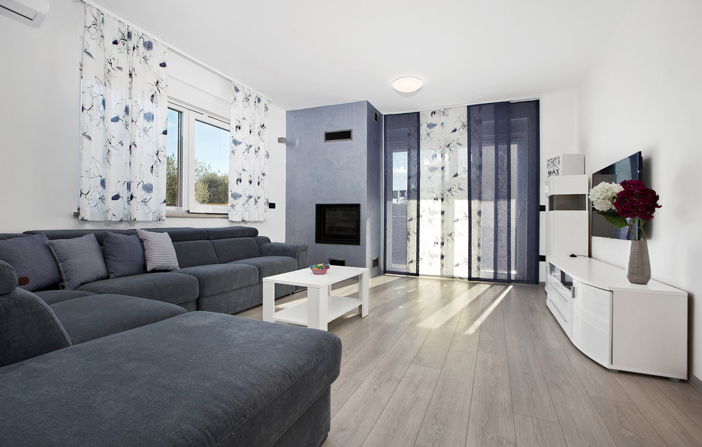 Feriehus - Pula , Kroatia - CIR392 7