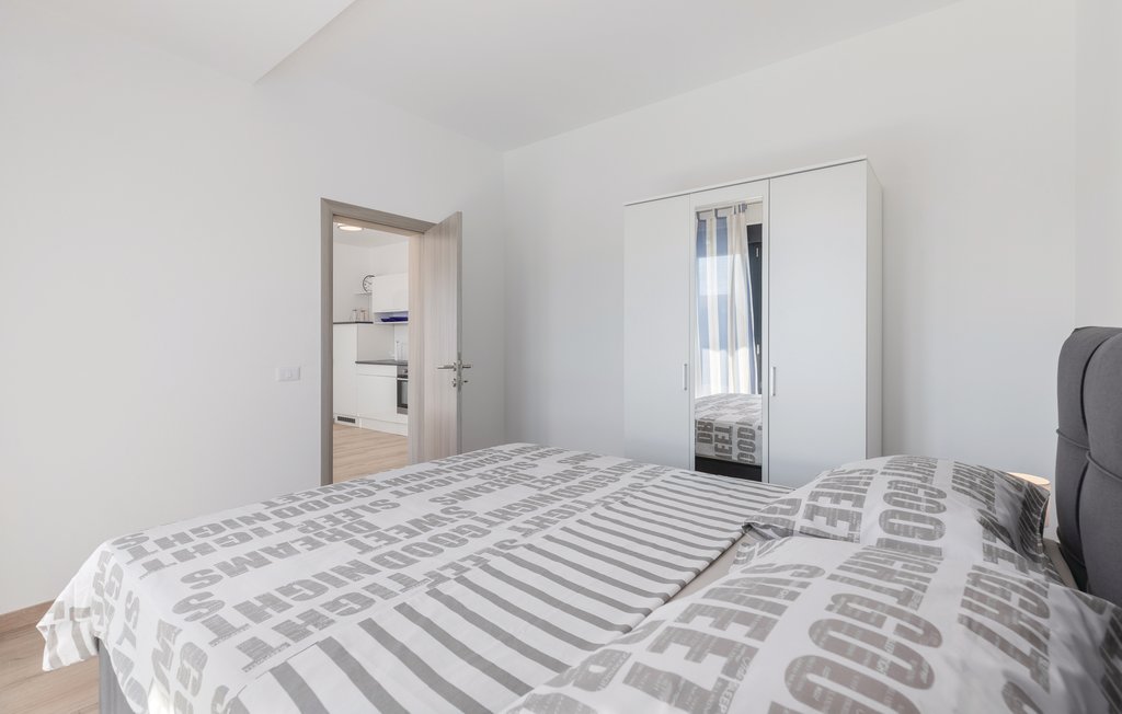 Feriehuse - Pula , Kroatien - CIR305 48