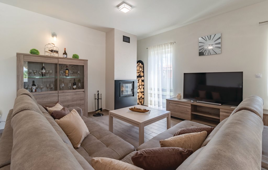 Semesterhus - Pula-Radeki Polje , Kroatien - CIR247 25