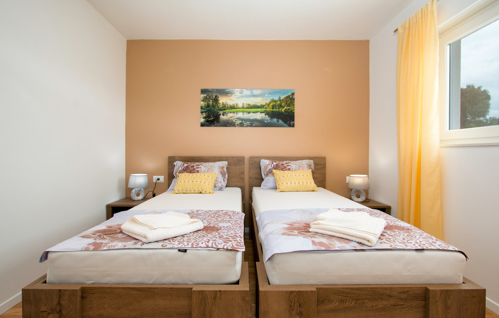 Feriehus - Pula-Stinjan , Kroatia - CIR379 32