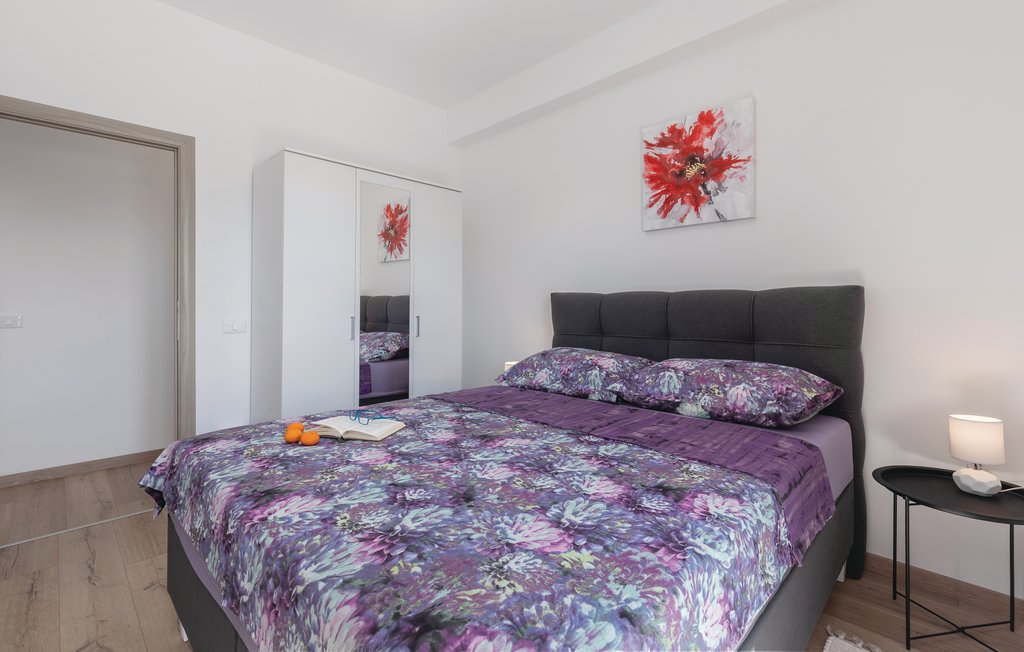 Feriehuse - Pula , Kroatien - CIR305 44